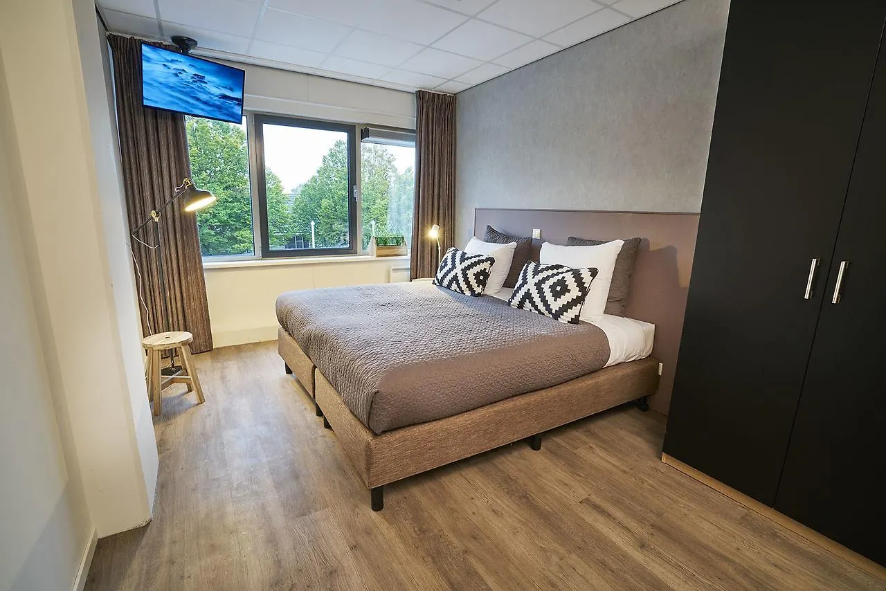 アパートホテル Amrath Apart-Hotel Schiphol バドフーフェドルプ