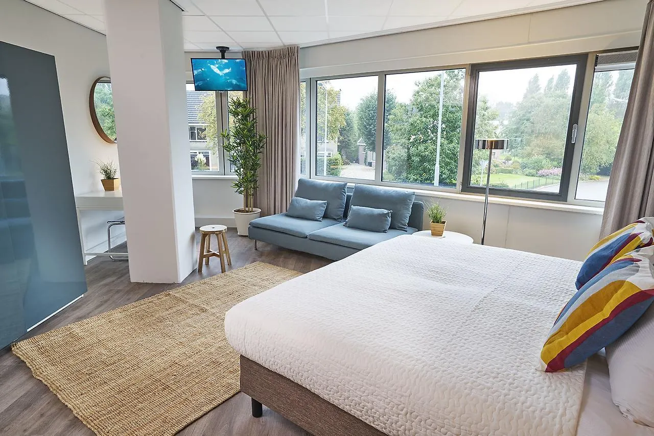 アパートホテル Amrath Apart-Hotel Schiphol バドフーフェドルプ